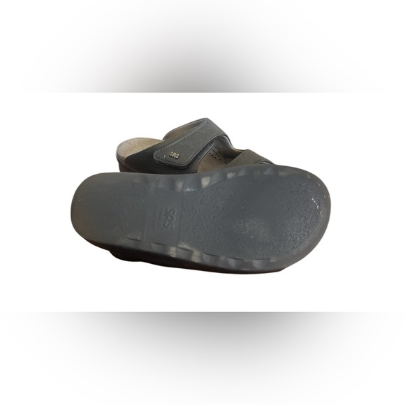 SAS Women’s Black Leather Slide Sandals - Picture 6 of 10